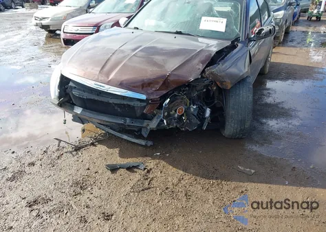 2013 Chrysler 200 Limited z USA, uszkodzony, nr VIN 1C3CCBCG7DN516507